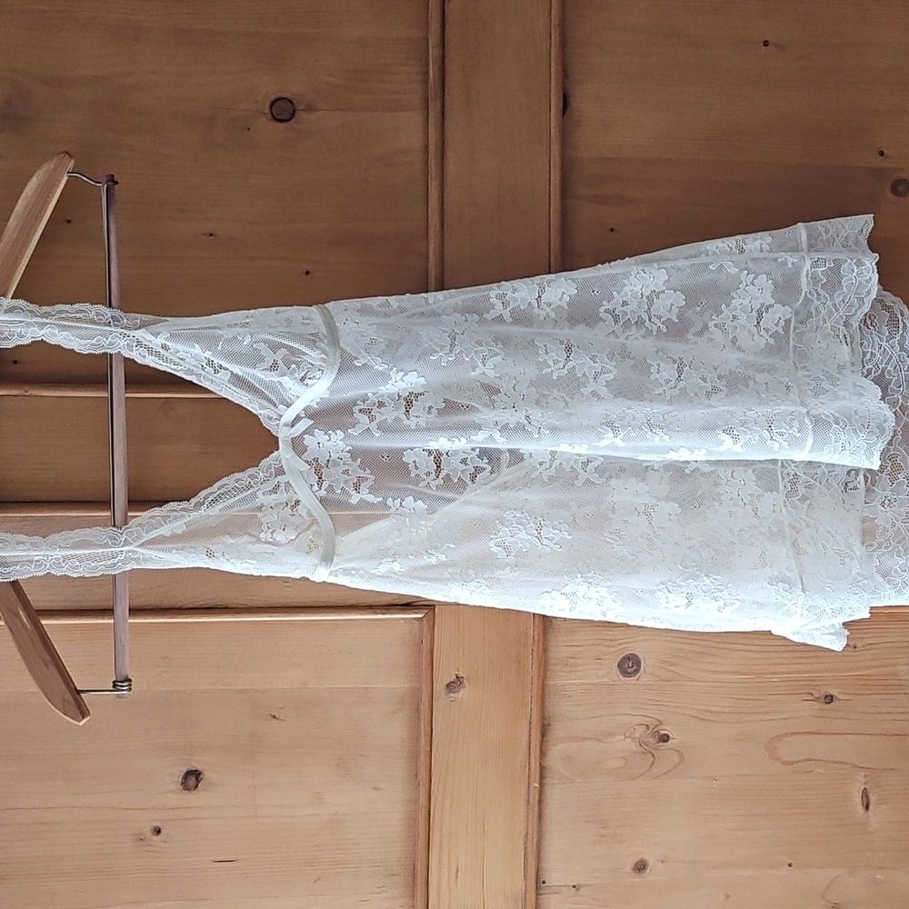Victoria's Secret Ivory Lace Nightie Size S